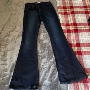 Old Navy high waisted flare jeans. New condition